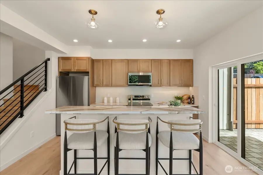 13702 37th Avenue Ne, Seattle, WA 98125 - #3
