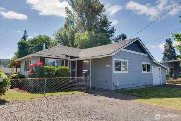 1108 S 8th Avenue, Kelso, WA 98626