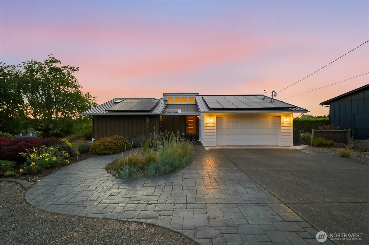 8615 43rd Street W, University Place, WA 98466 - #1