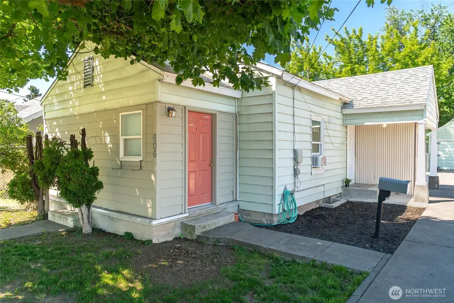 606 S Miller Street, Wenatchee, WA 98801 - #2