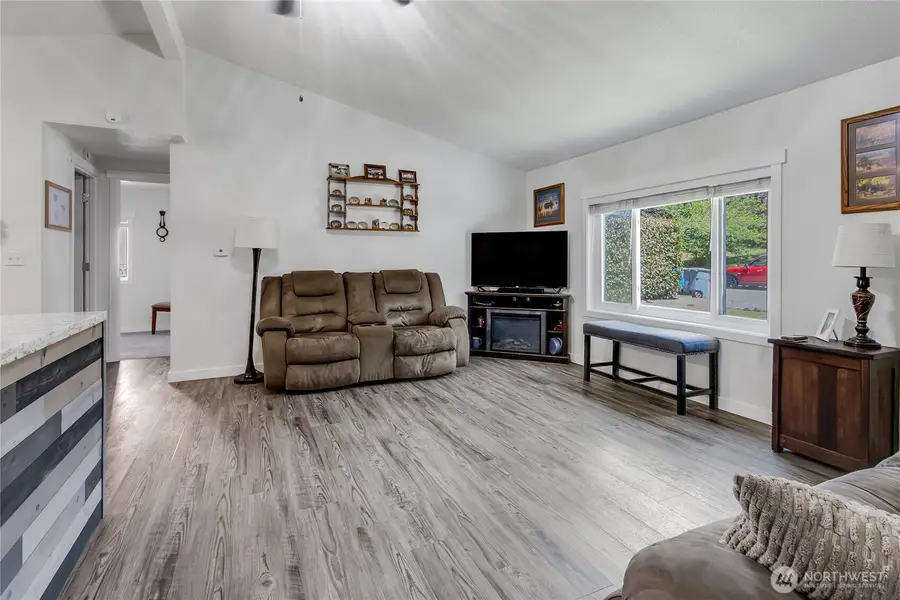 16302 118th Avenue Ct E, Puyallup, WA 98374 - #3