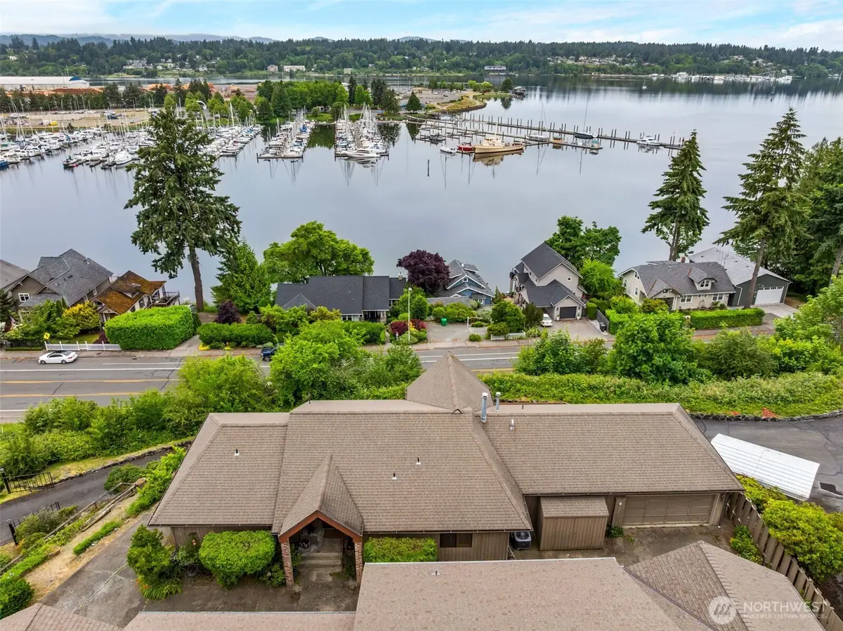 812 San Francisco Avenue Ne, Olympia, WA 98506 - #1