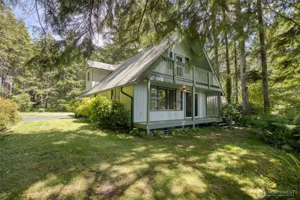 2782 State Rt 109, Ocean Shores, WA 98569
