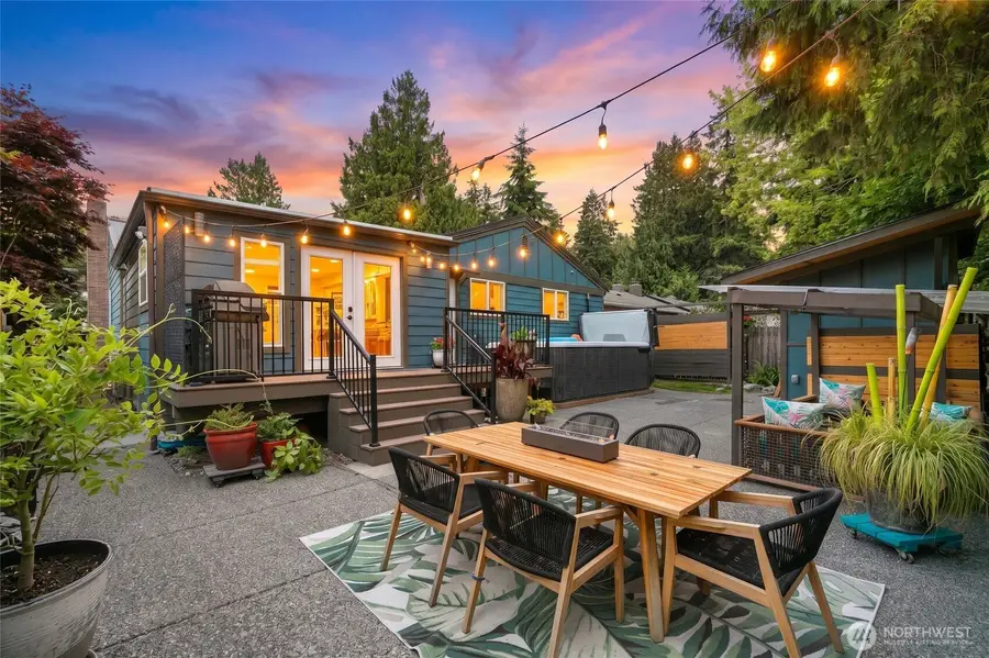 2007 NE 137th Street, Seattle, WA 98125 - #2