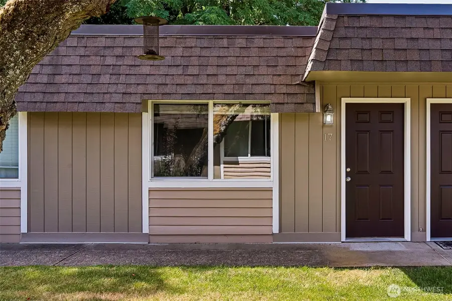 9811 Whitman Avenue Sw #17, Lakewood, WA 98499 - #3