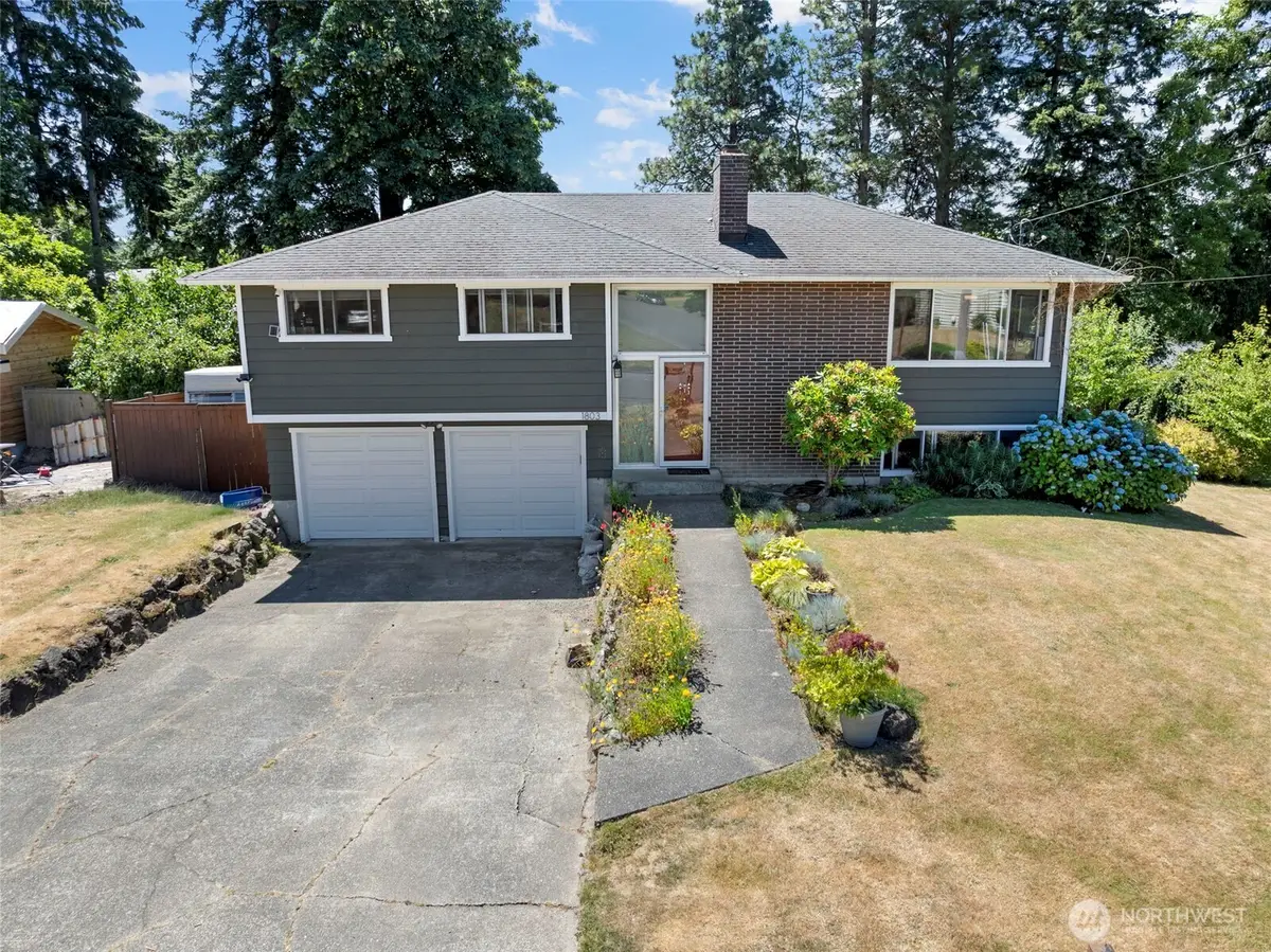 1803 S 232nd Street, Des Moines, WA 98198 - #1