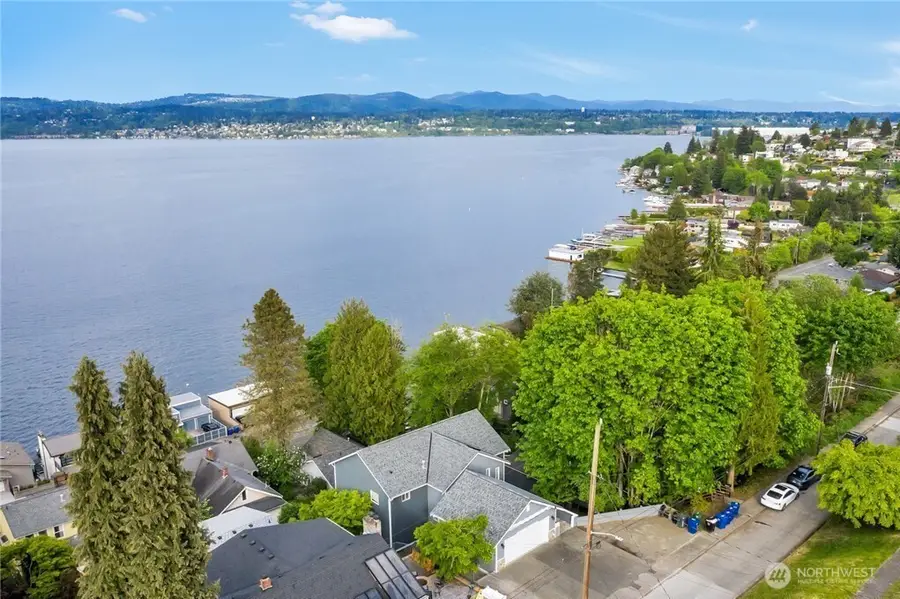 9844 Arrowsmith Avenue S, Seattle, WA 98118 - #2