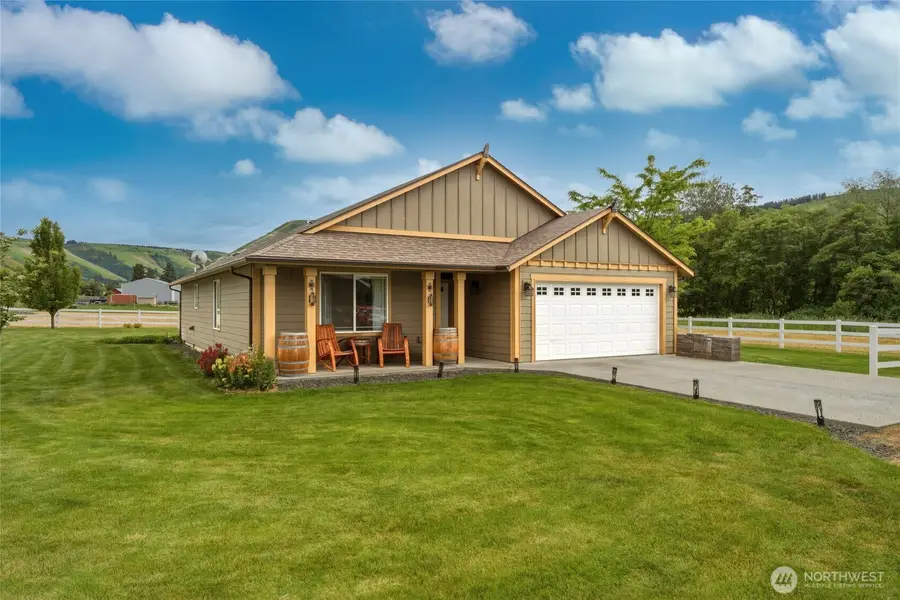 252 S Touchet Road, Dayton, WA 99328 - #2