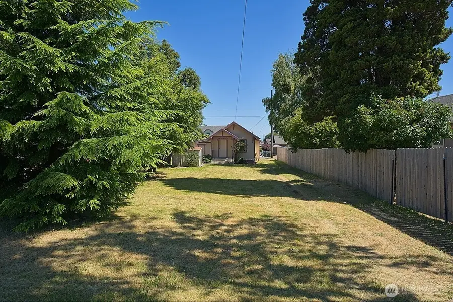 1125 W Ninth Street, Port Angeles, WA 98363 - #2