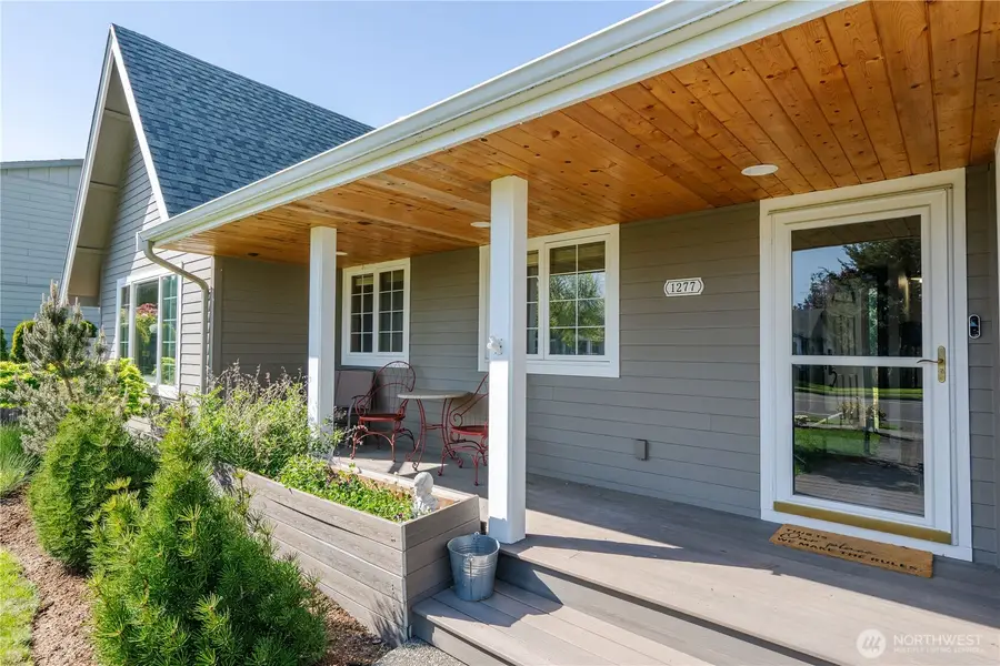 1277 Aaron Drive, Lynden, WA 98264 - #2