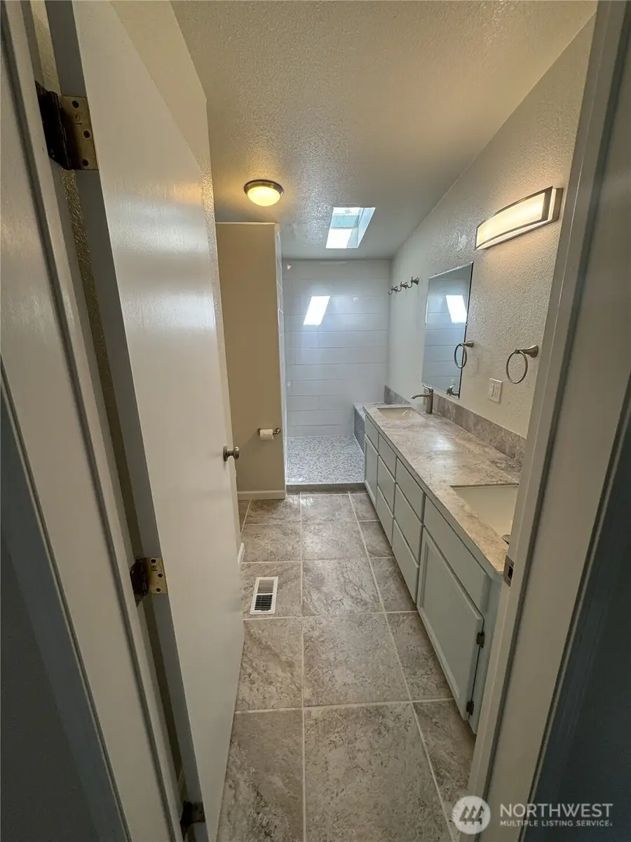 2168 Norman Drive, Oak Harbor, WA 98277 - #3