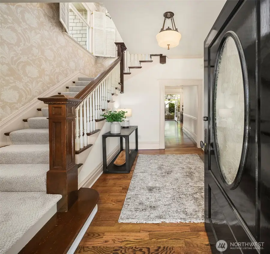 1906 10th Avenue E, Seattle, WA 98102 - #3