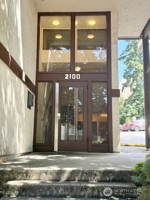 2100 N 106th Street #104, Seattle, WA 98133 - #1