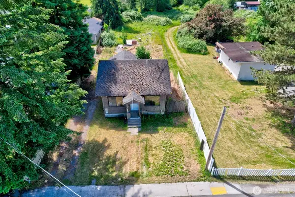 312 E Pioneer Street, Granite Falls, WA 98252