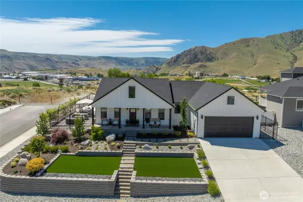 1118 Sunset Lane, Chelan, WA 98816