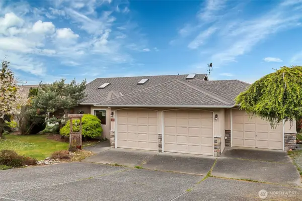 876 Rocky Point Drive, Camano Island, WA 98282