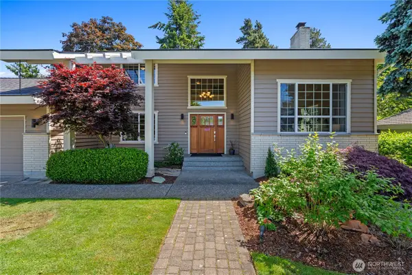 19218 91st Avenue Ne, Bothell, WA 98011