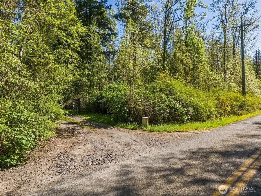 15261 24th Street Sw, Lakebay, WA 98349 - #2
