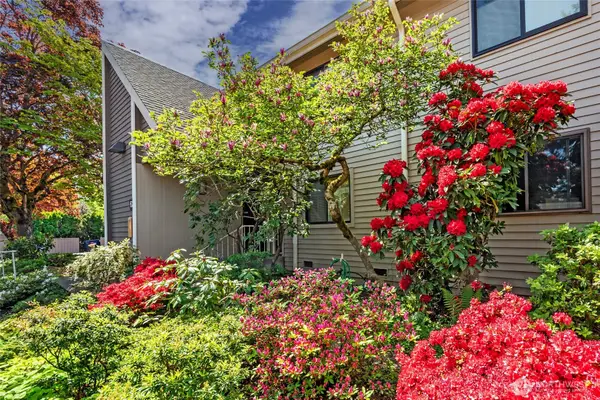 6343 Sand Point Way Ne, Seattle, WA 98115