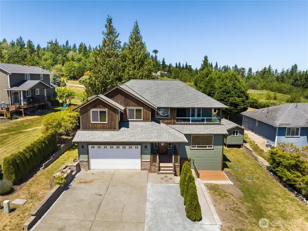 35 Lucky Lane, Camano Island, WA 98282