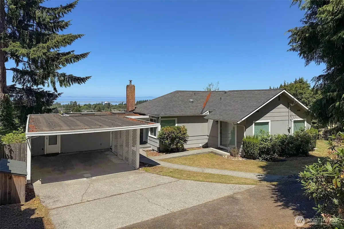 619 E Park Avenue, Port Angeles, WA 98362 - #1