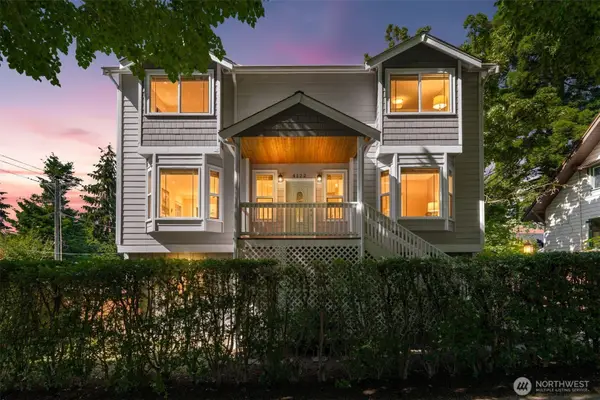 4122 SW Walker Street, Seattle, WA 98116