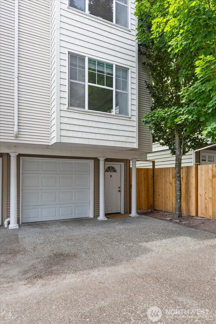 13716 Midvale Avenue N #C, Seattle, WA 98133 - #2