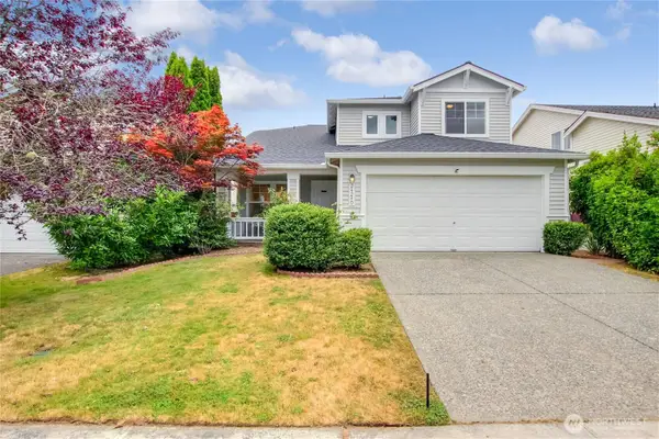 24240 SE 10th Place, Sammamish, WA 98075