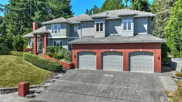 6163 93rd Avenue Se, Mercer Island, WA 98040