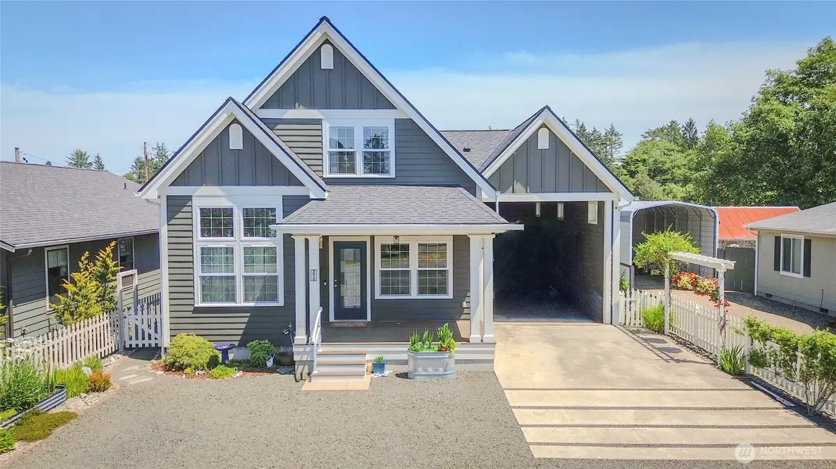 5010 L Place, Seaview, WA 98644 - #1