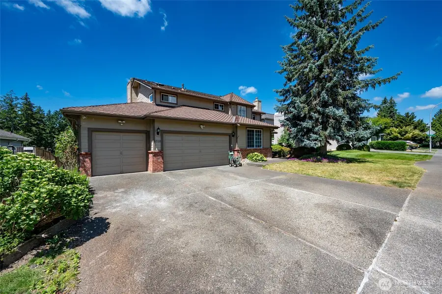 1529 Ilwaco Avenue Ne, Renton, WA 98059 - #2