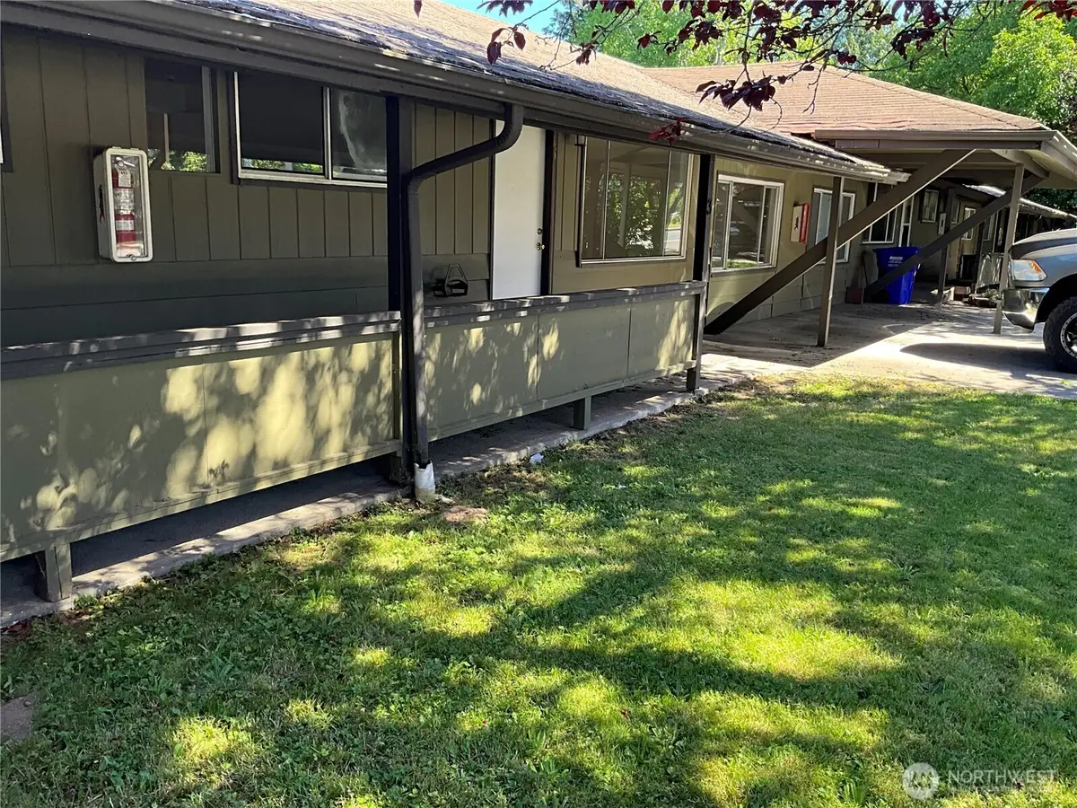9618 Holly Drive, Everett, WA 98204 - #1