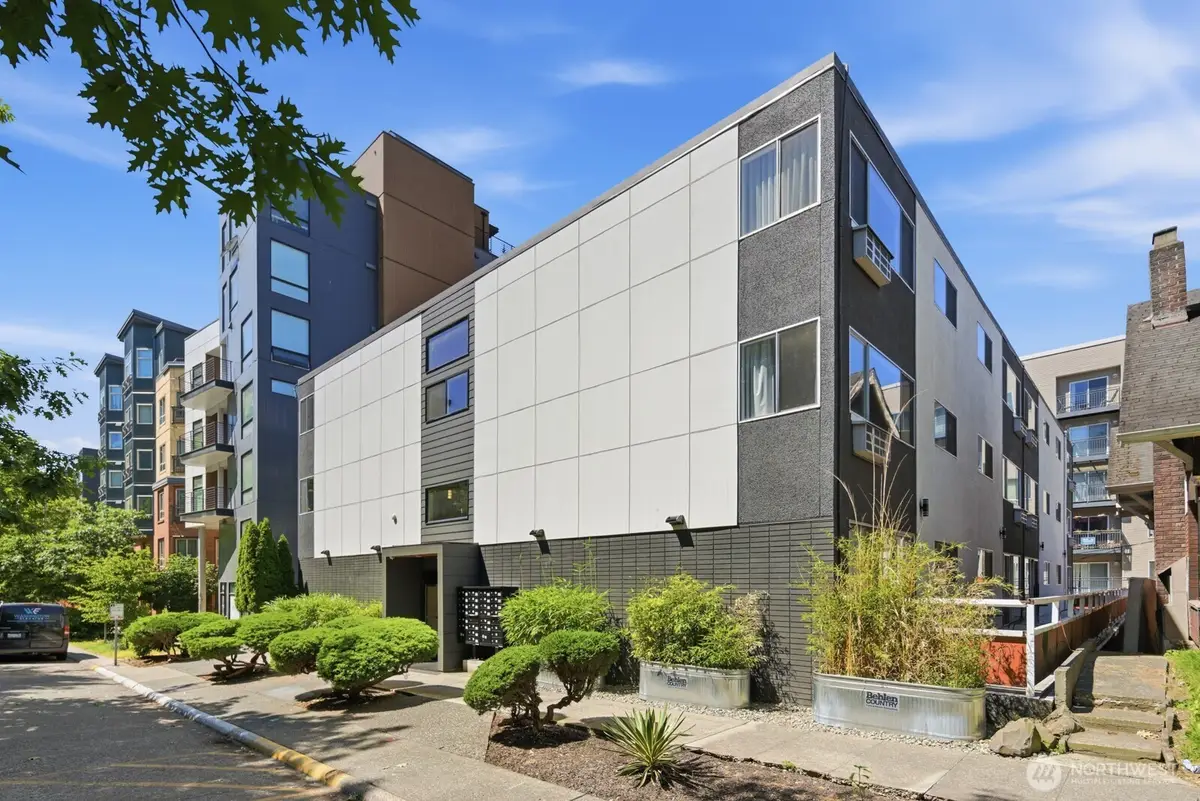 4731 12th Avenue Ne, Seattle, WA 98105 - #1