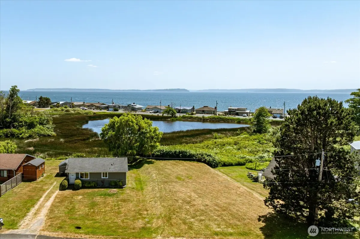 214 Lighthouse Way, Freeland, WA 98249 - #1