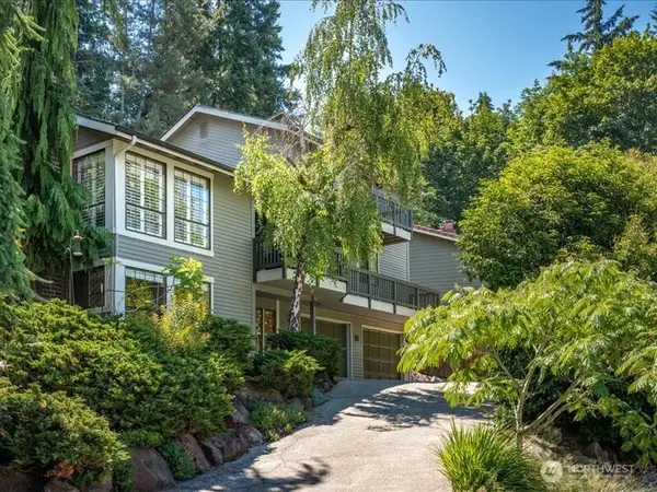 15812 71st Avenue Ne, Kenmore, WA 98028