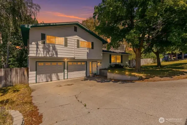 21 Diamond Street, Electric City, WA 99123