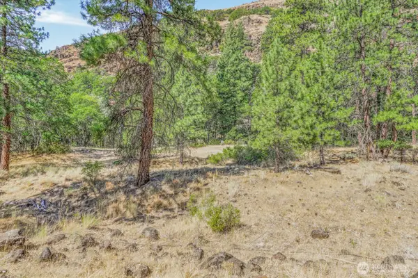 0 04181100000700, Goldendale, WA 98620