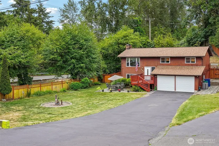 553 S 111th Street, Seattle, WA 98168 - #3