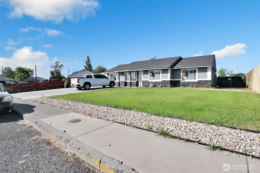 1101 Arnold Drive, Moses Lake, WA 98837 - #3