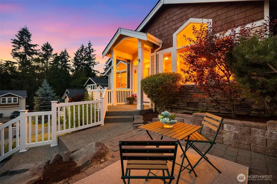 1756 Monroe Avenue Ne, Renton, WA 98056 - #2