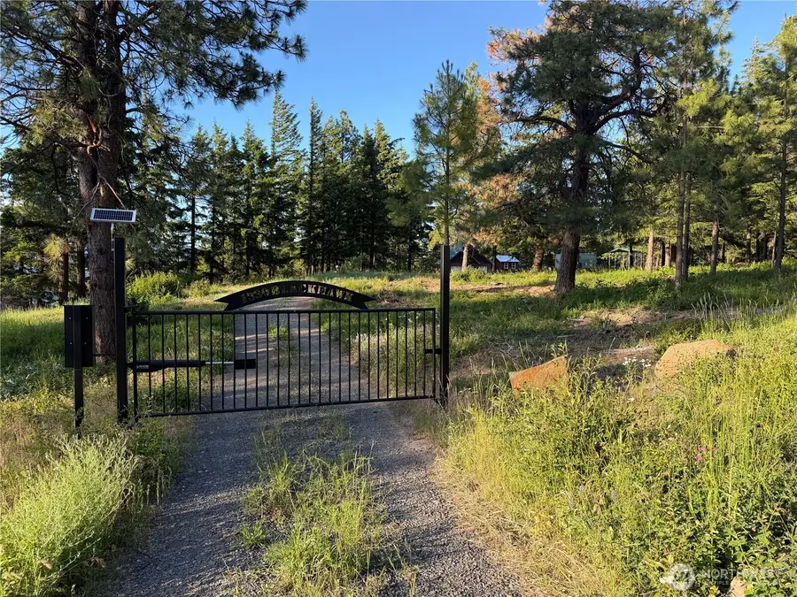 1330 Black Hawk Drive, Cle Elum, WA 98922 - #3