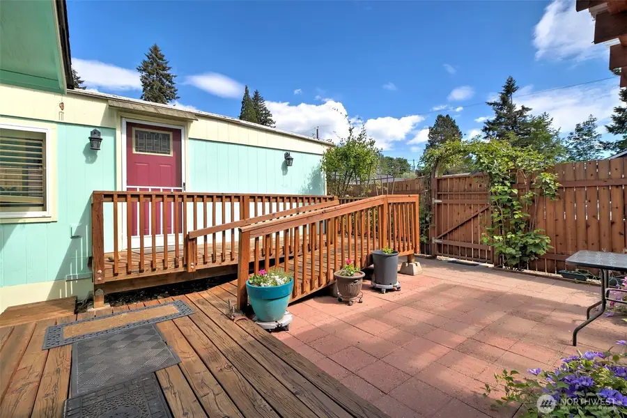 302 E Oak Street, Shelton, WA 98584 - #2