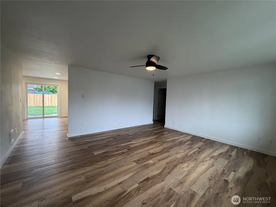 303 Railroad Street Sw, Yelm, WA 98597 - #3