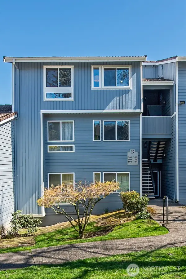 4120 212th Street Sw #B301, Mountlake Terrace, WA 98043