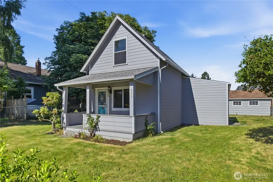 223 R Street Ne, Auburn, WA 98002 - #2