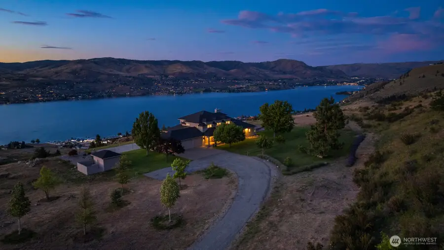 450 Hawks Meadow Road, Chelan, WA 98816 - #3