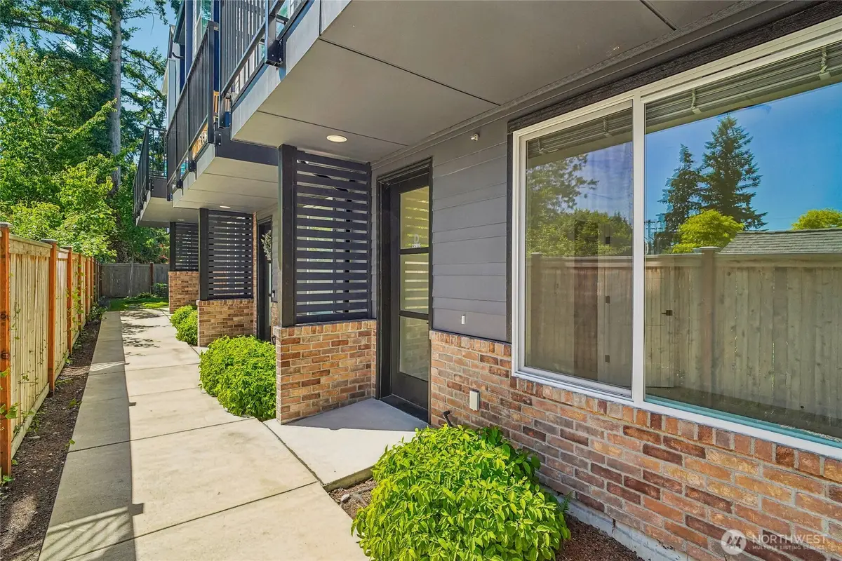 22906 56th Avenue W #D, Mountlake Terrace, WA 98043 - #1