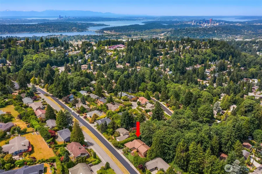 14724 SE 49th Street, Bellevue, WA 98006 - #2