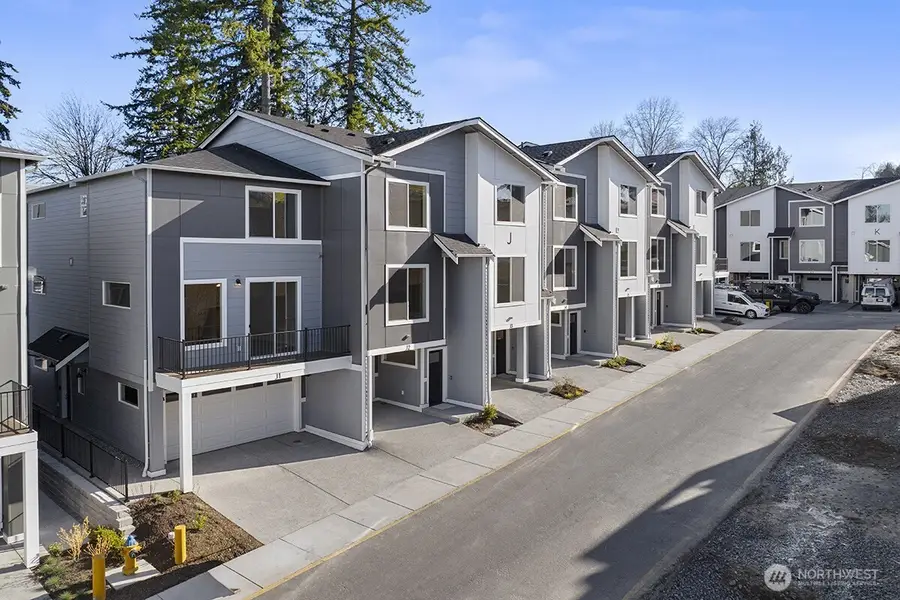16823 Alder Way #J2, Lynnwood, WA 98037 - #2
