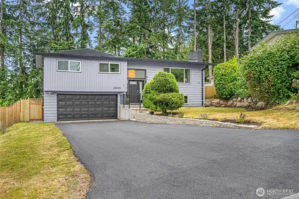 23119 80th Place W, Edmonds, WA 98026